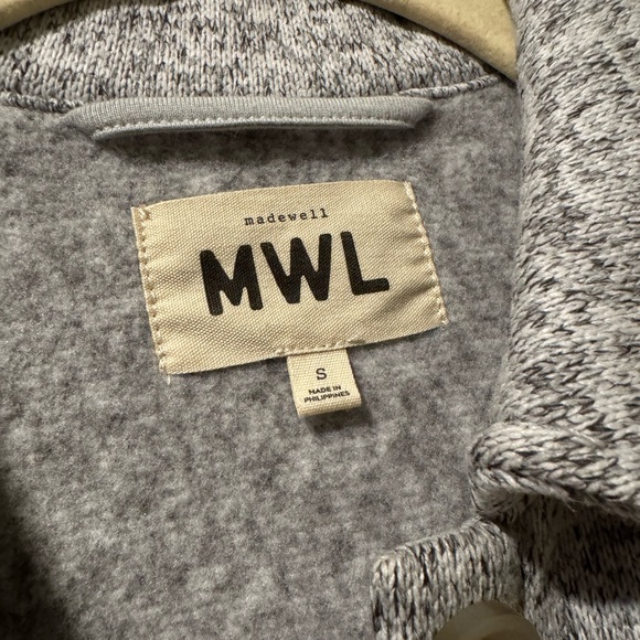 Madewell Oversized Button Down Shirt - Picture 2 of 3